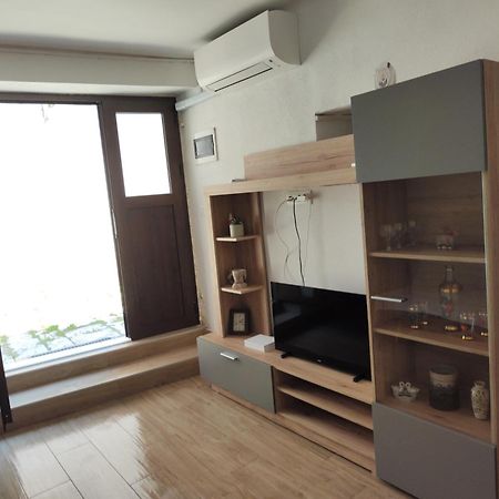 Rd22 Apartment Ровінь Екстер'єр фото